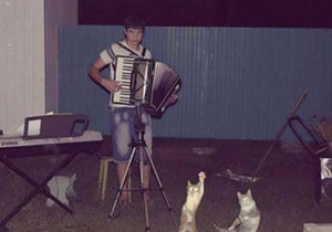 78 Hilariously Awkward Band And Musician Photos That Will Probably Make People Cringe Forever