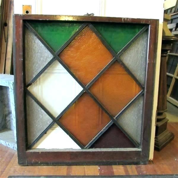 Good-Looking Stained Glass Frames