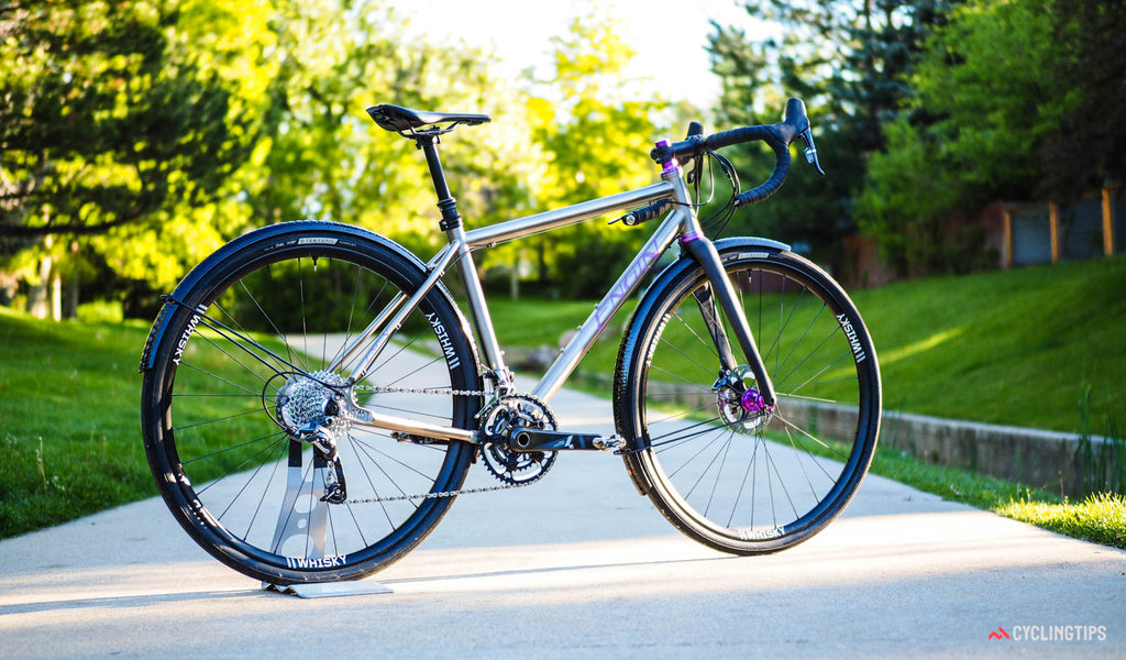 Bikes of the Bunch: Engin Cycles ultimate titanium road bike